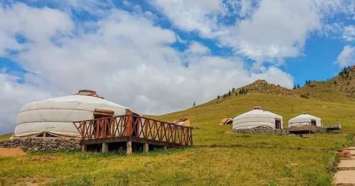 ホテル Apache Eco Camp, Terelj Nationalpark Mongolia Bayan Bulagiin Hural エクステリア 写真